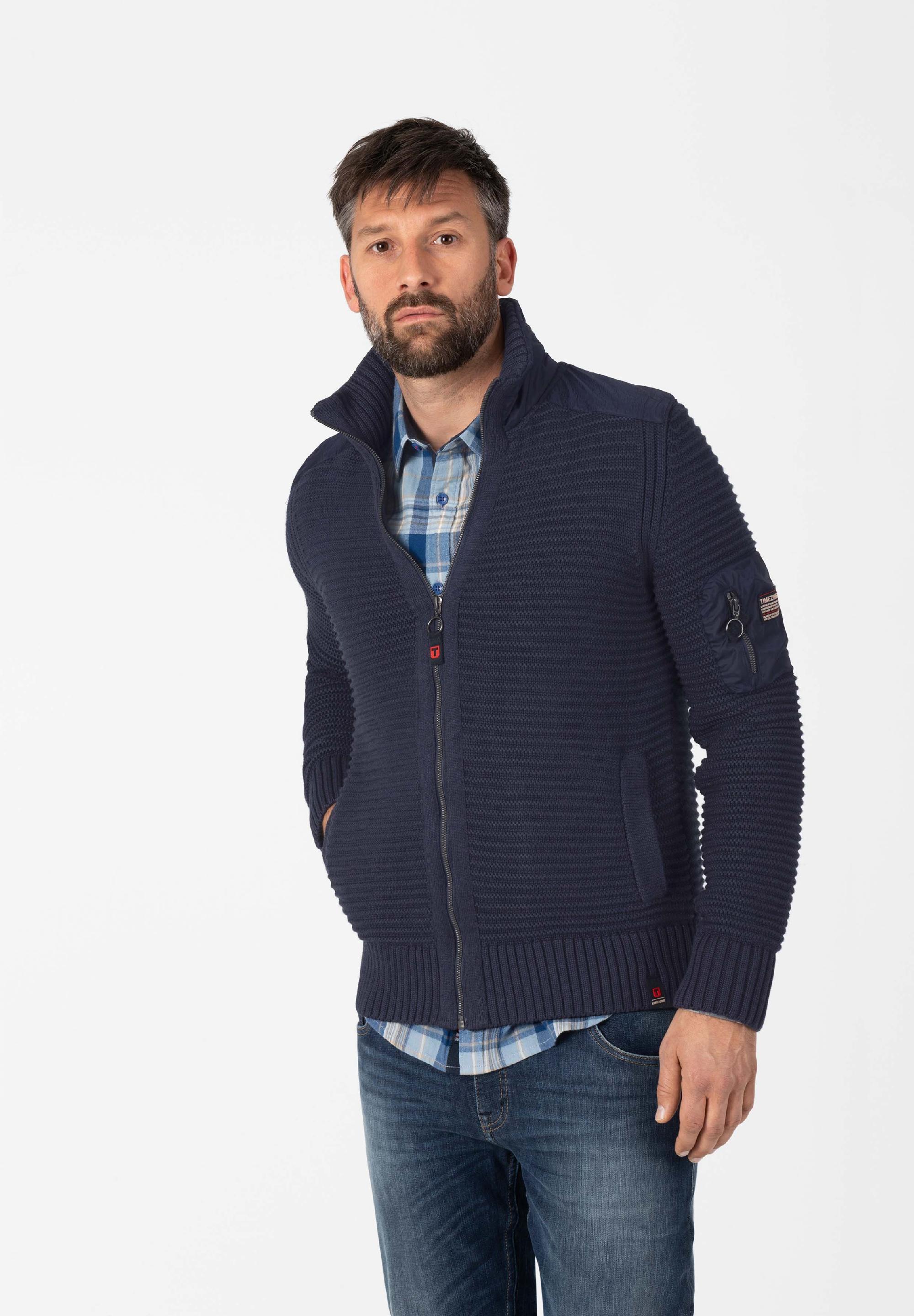 Sporty Knit Jacket zipper