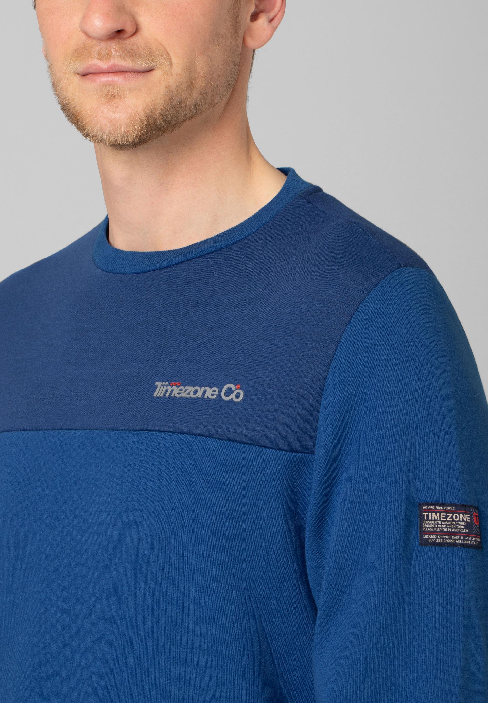Hi-Tech Crewneck Sweatshirt print