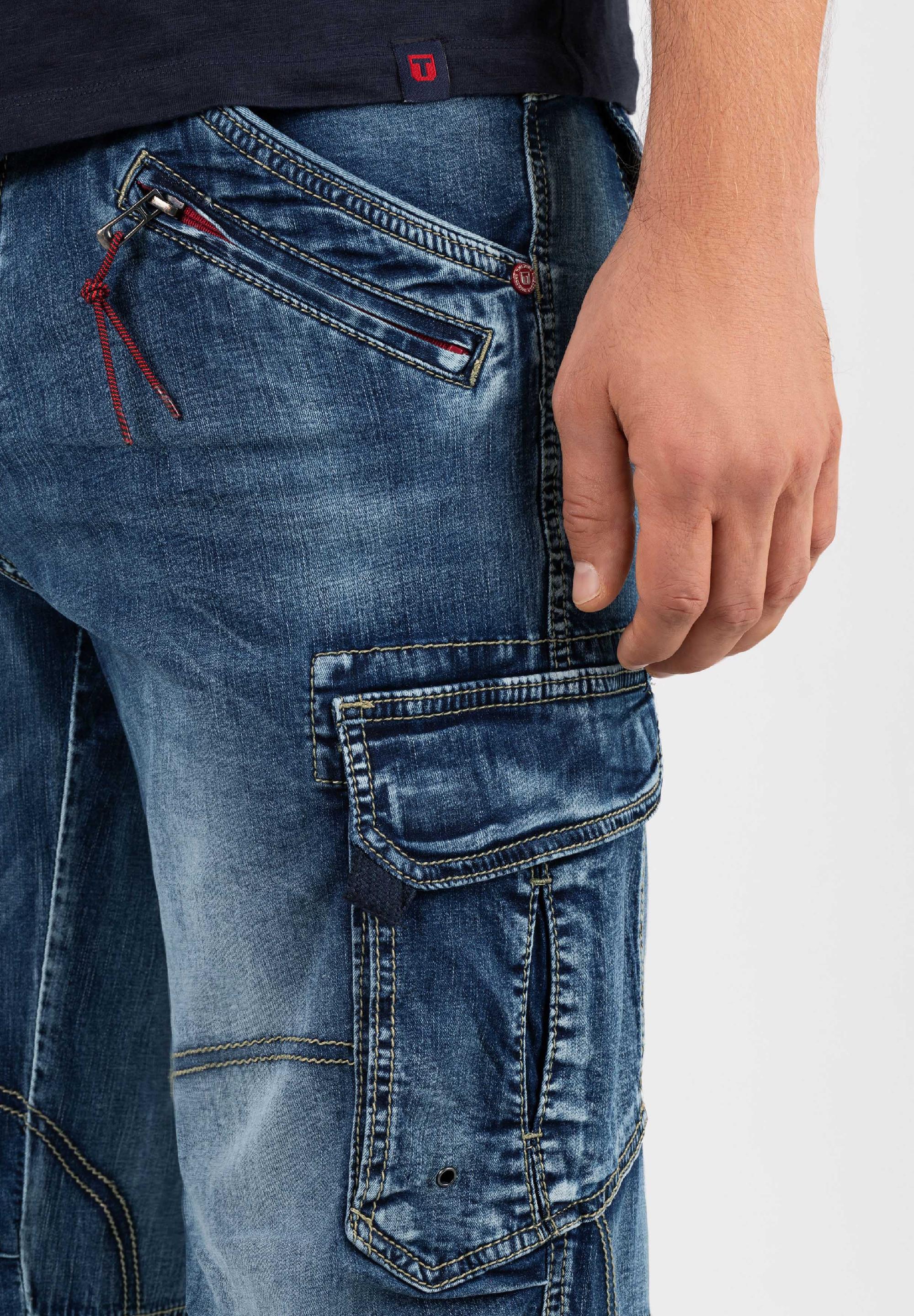 Loose MilesTZ Short embroidery / zipper