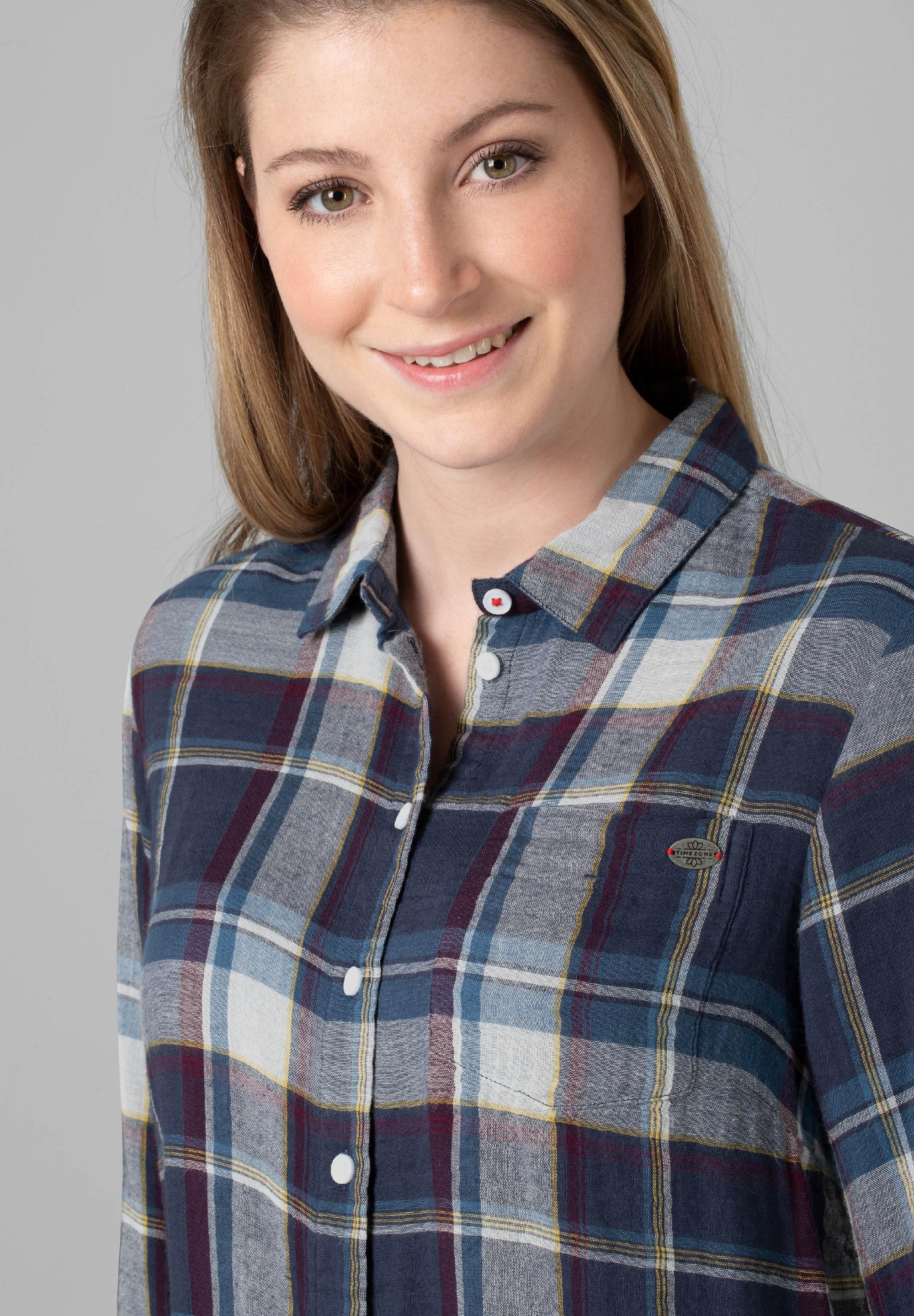 Boyfriend Fit Blouse