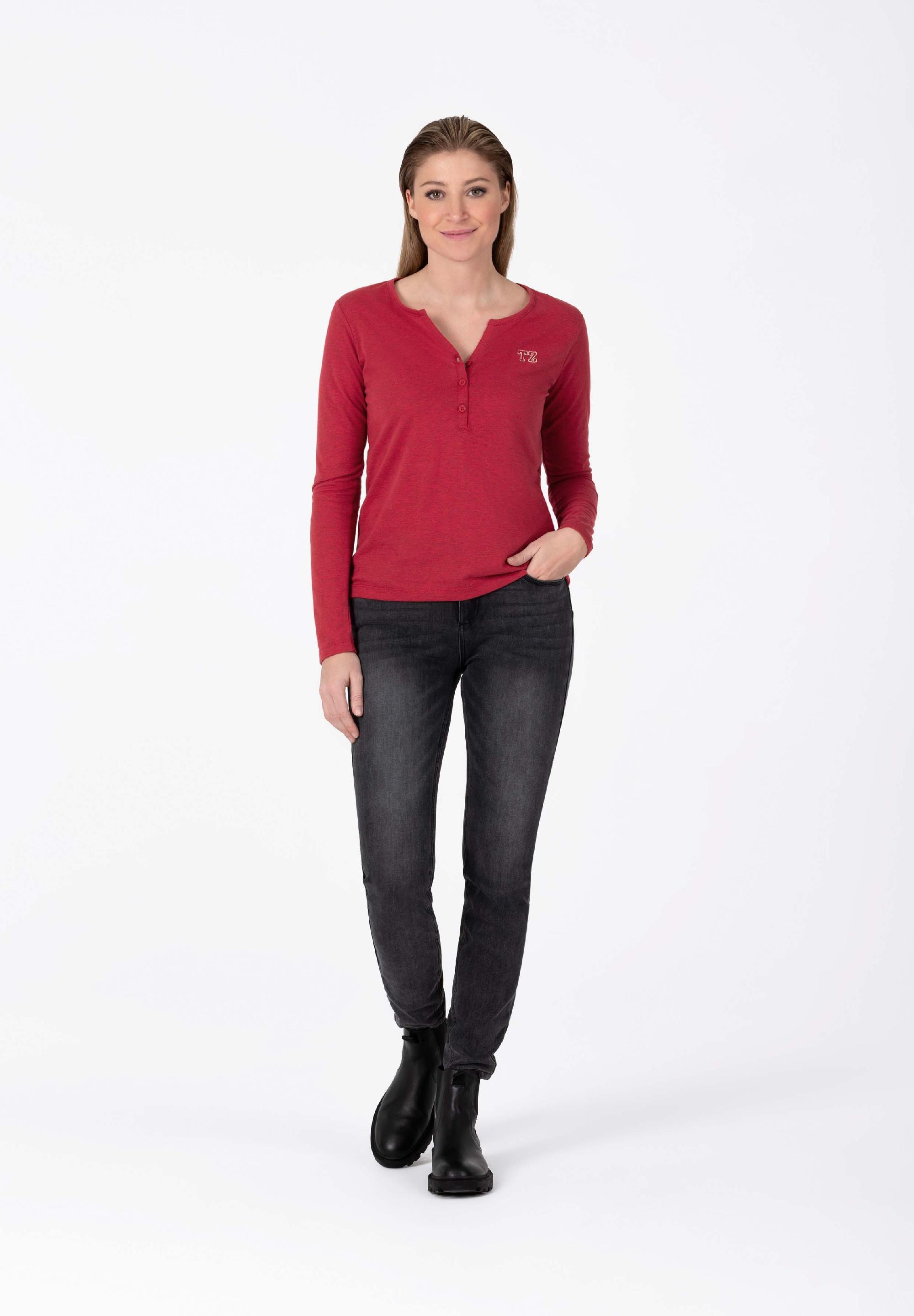 Henley Longsleeve decoration