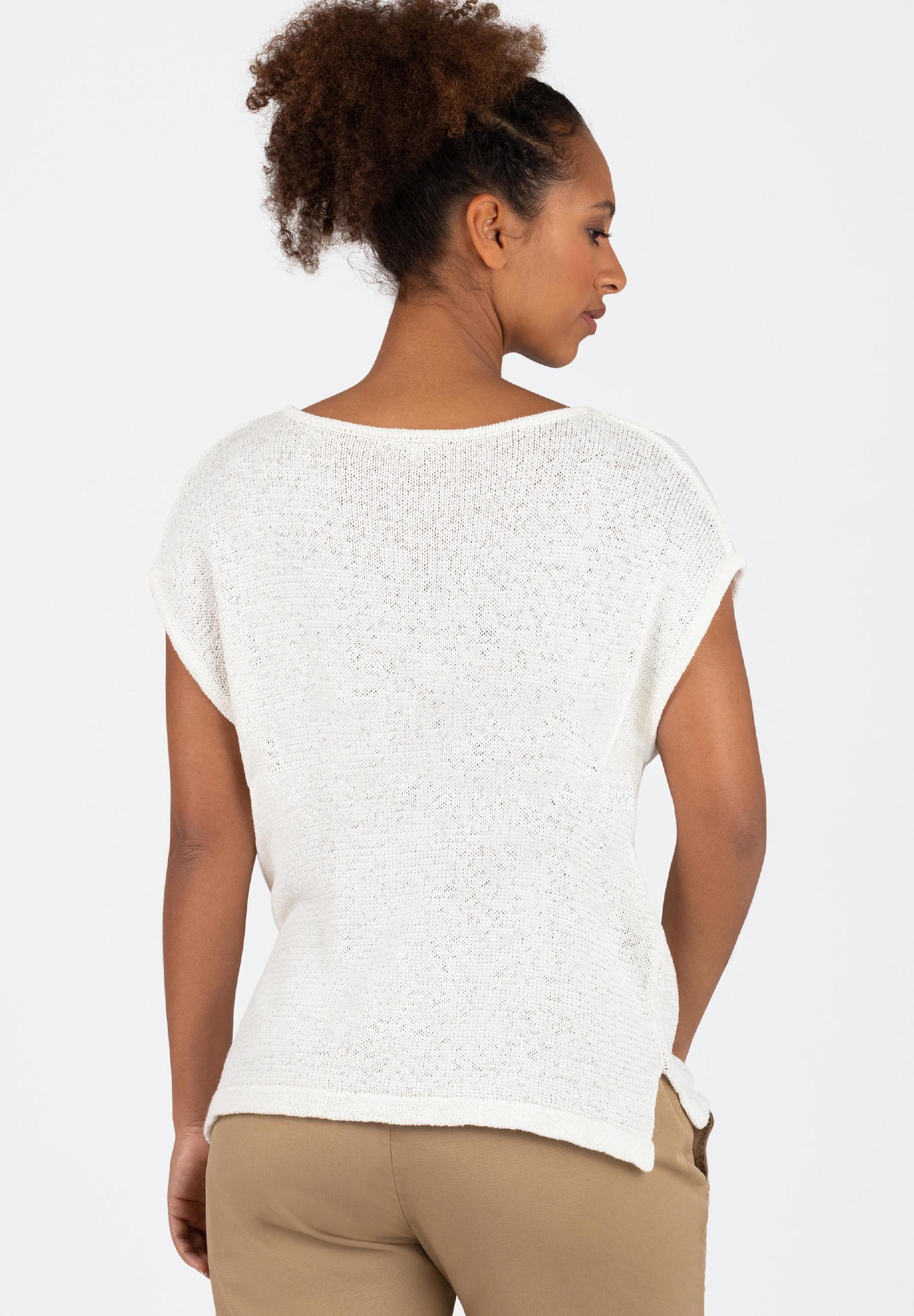 Sleeveless Pullover