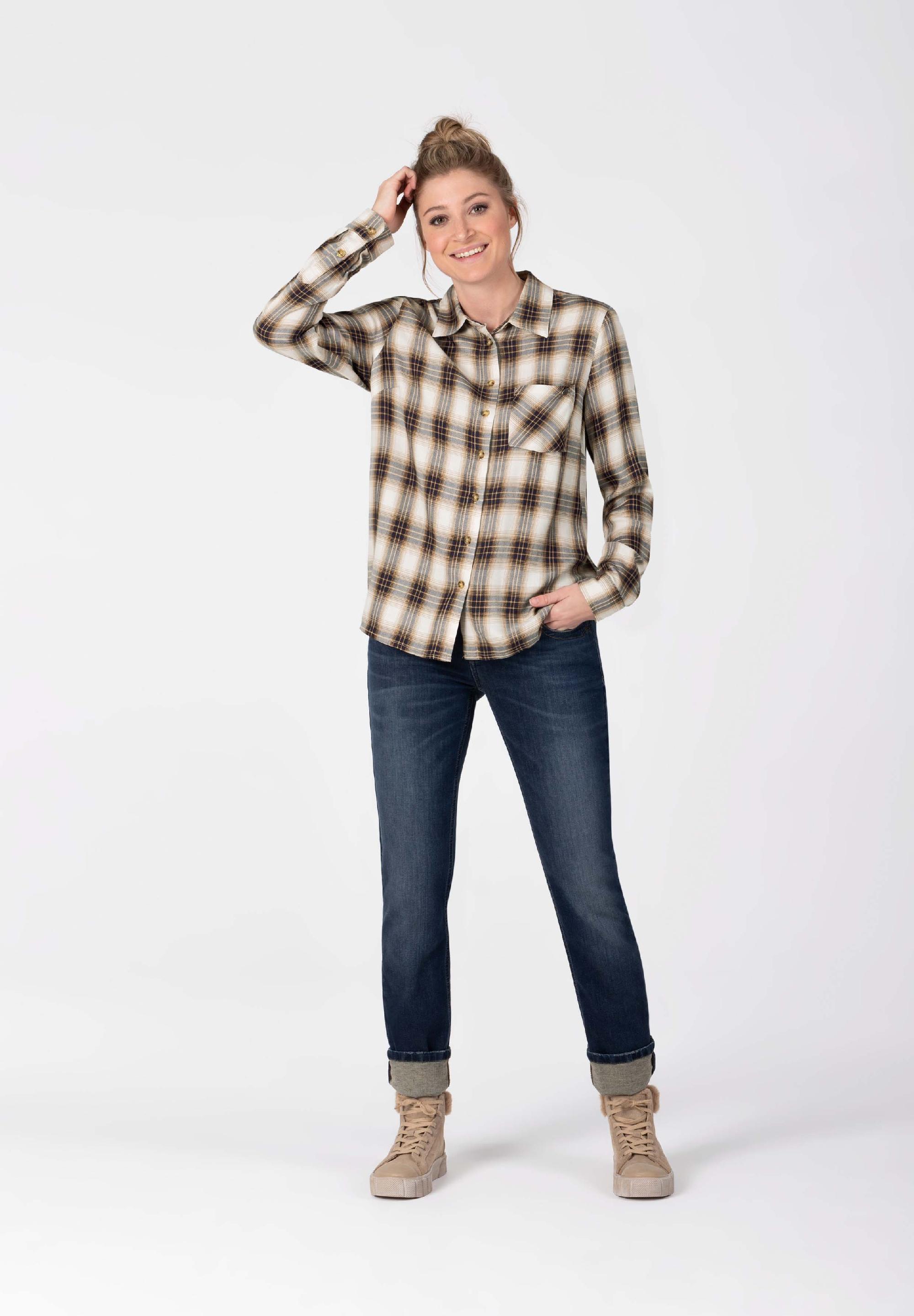 Boyfriend Fit Blouse