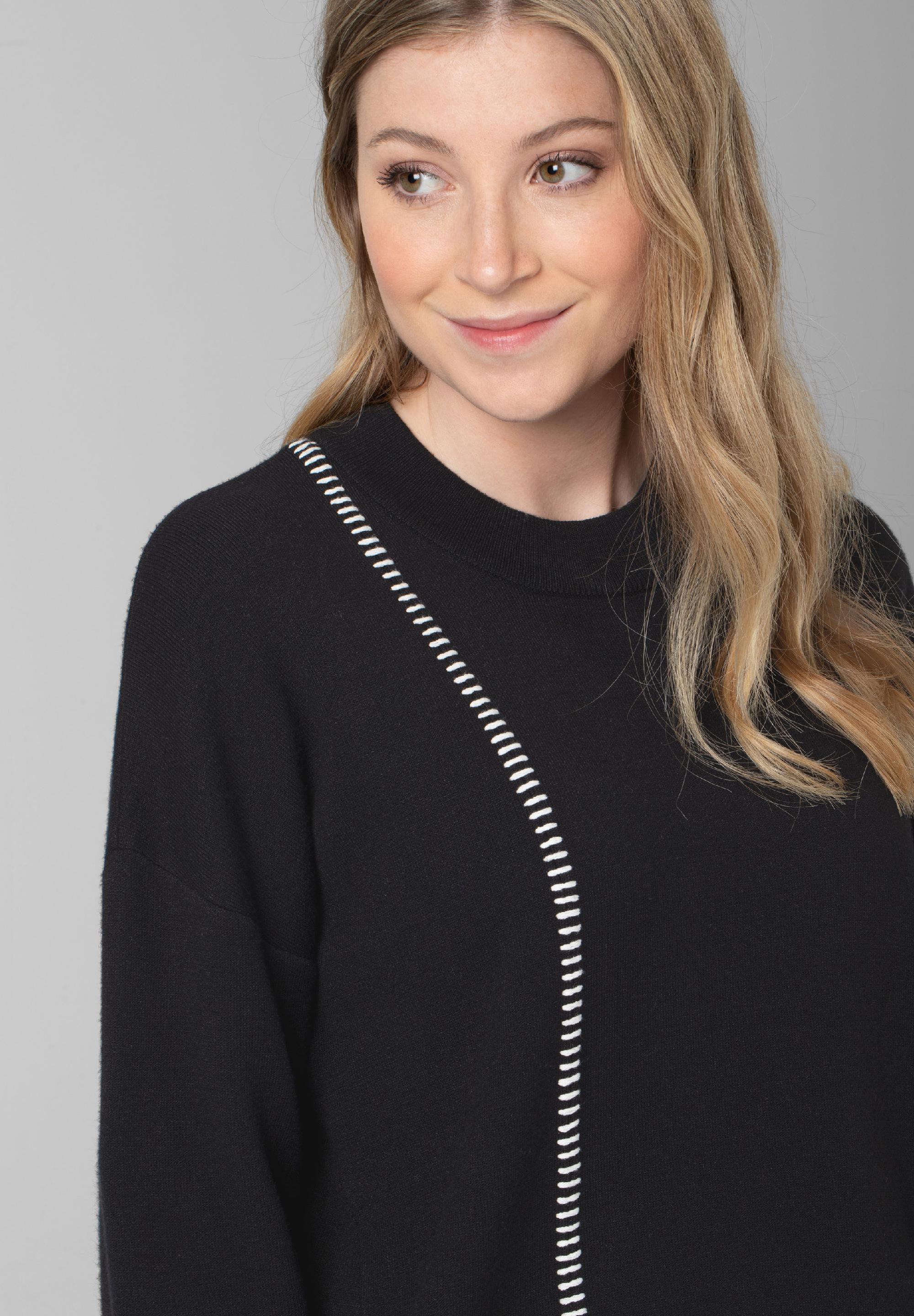 Fancy Pullover