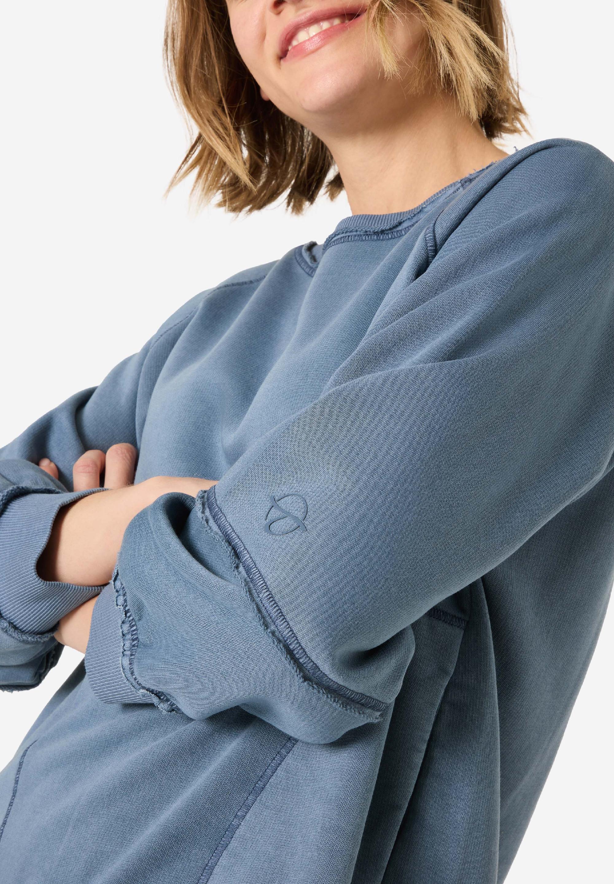 Raglan Sweatshirt