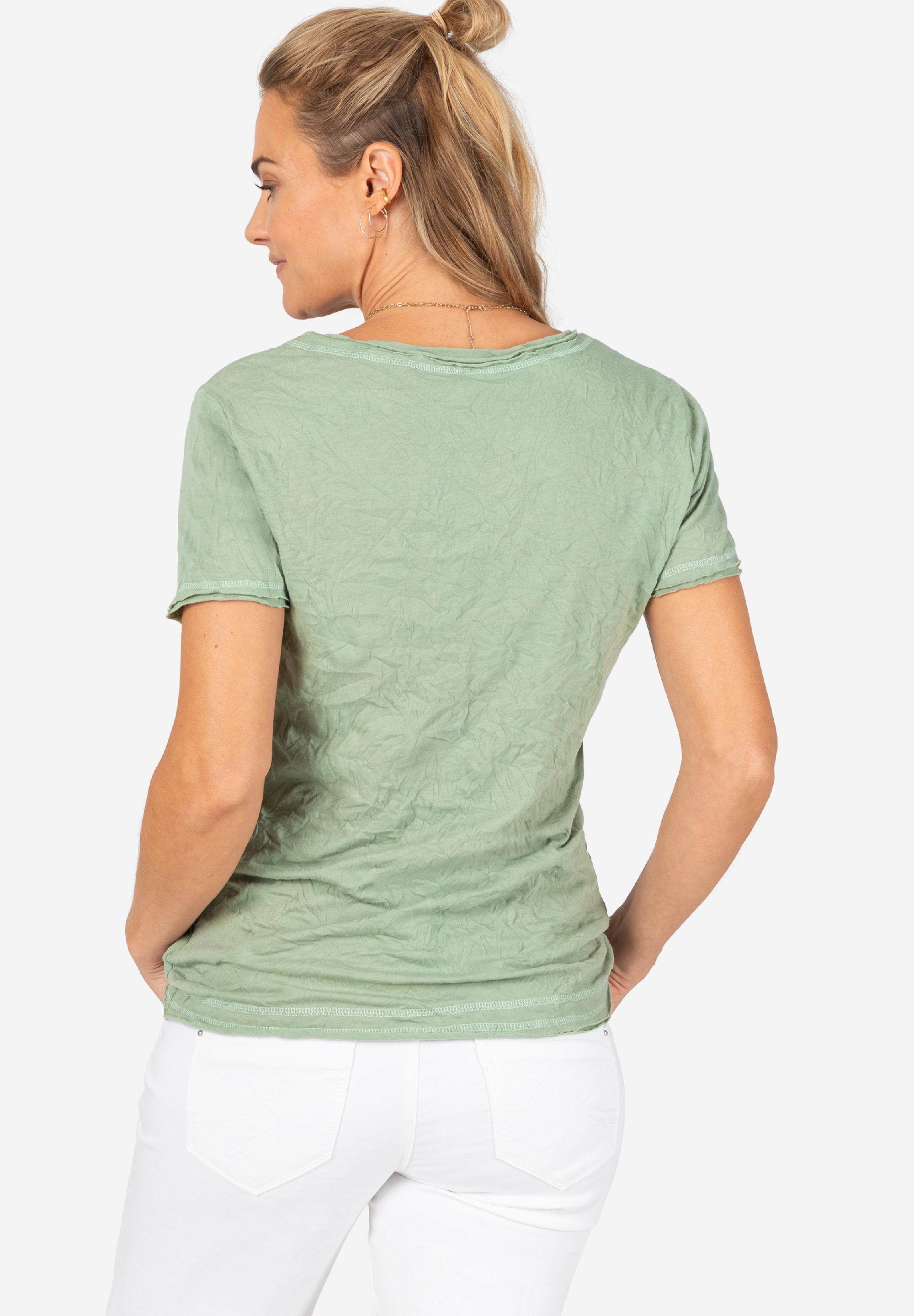 Basic T-Shirt