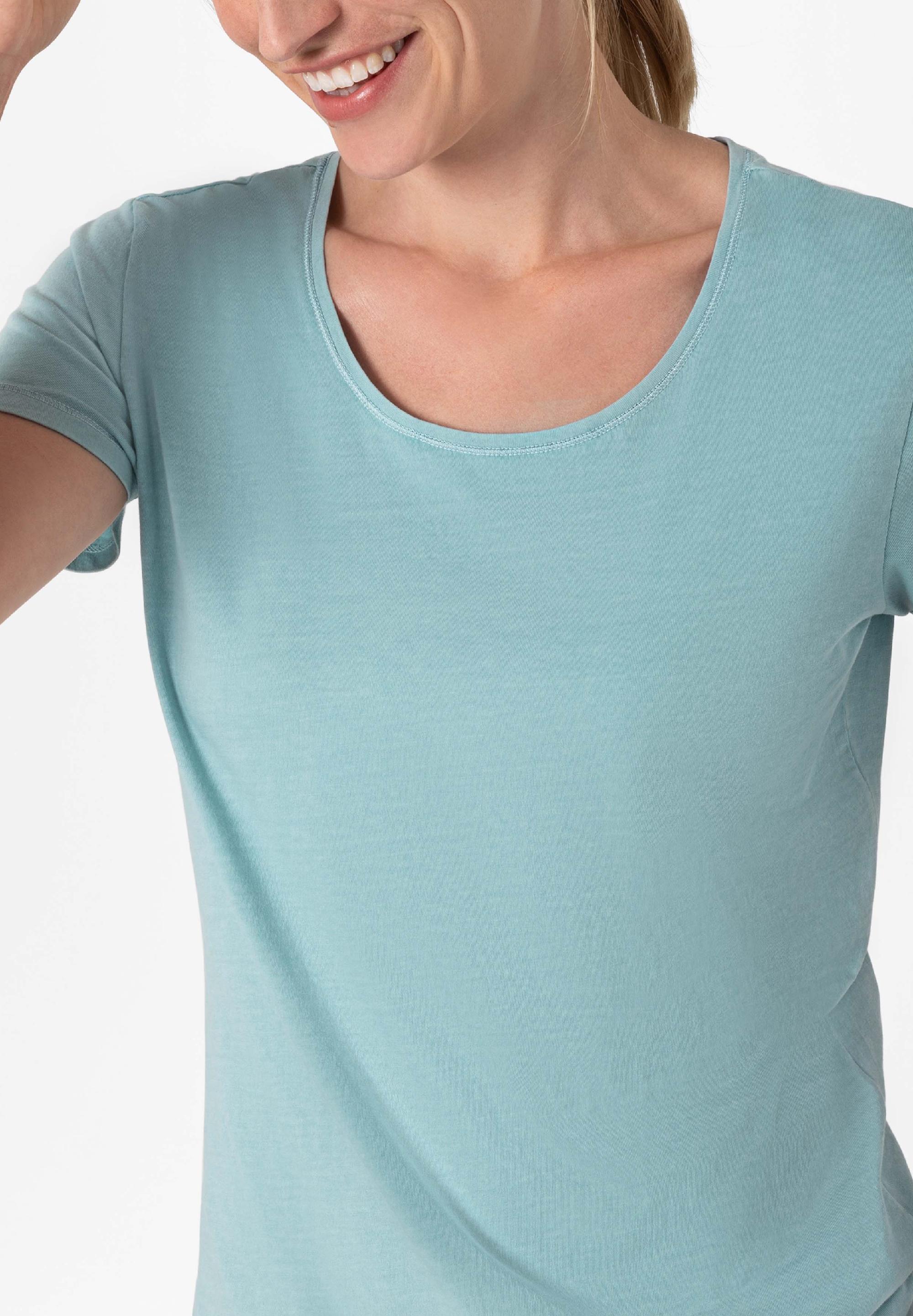 Basic T-Shirt