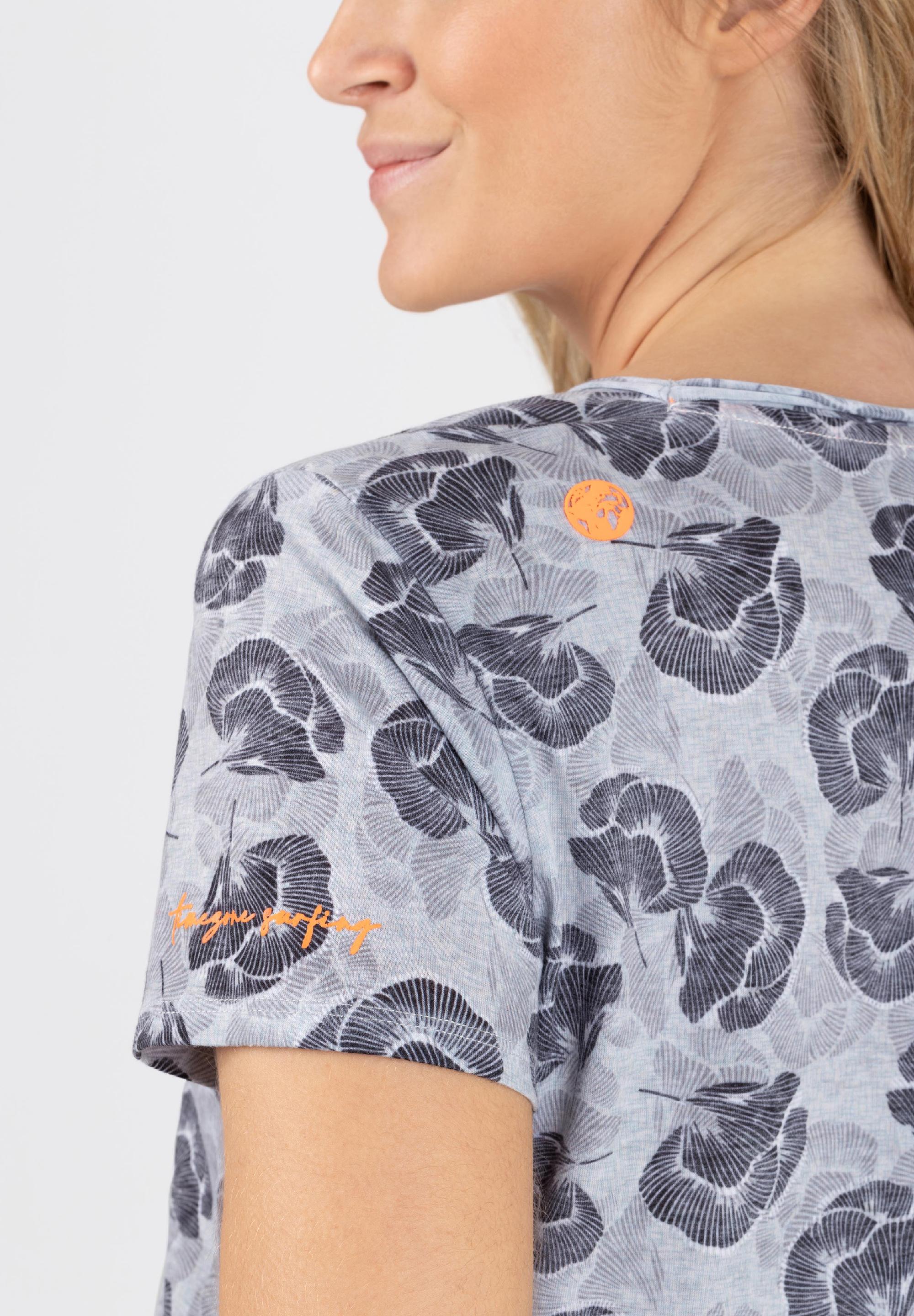 Printed Basic T-Shirt print