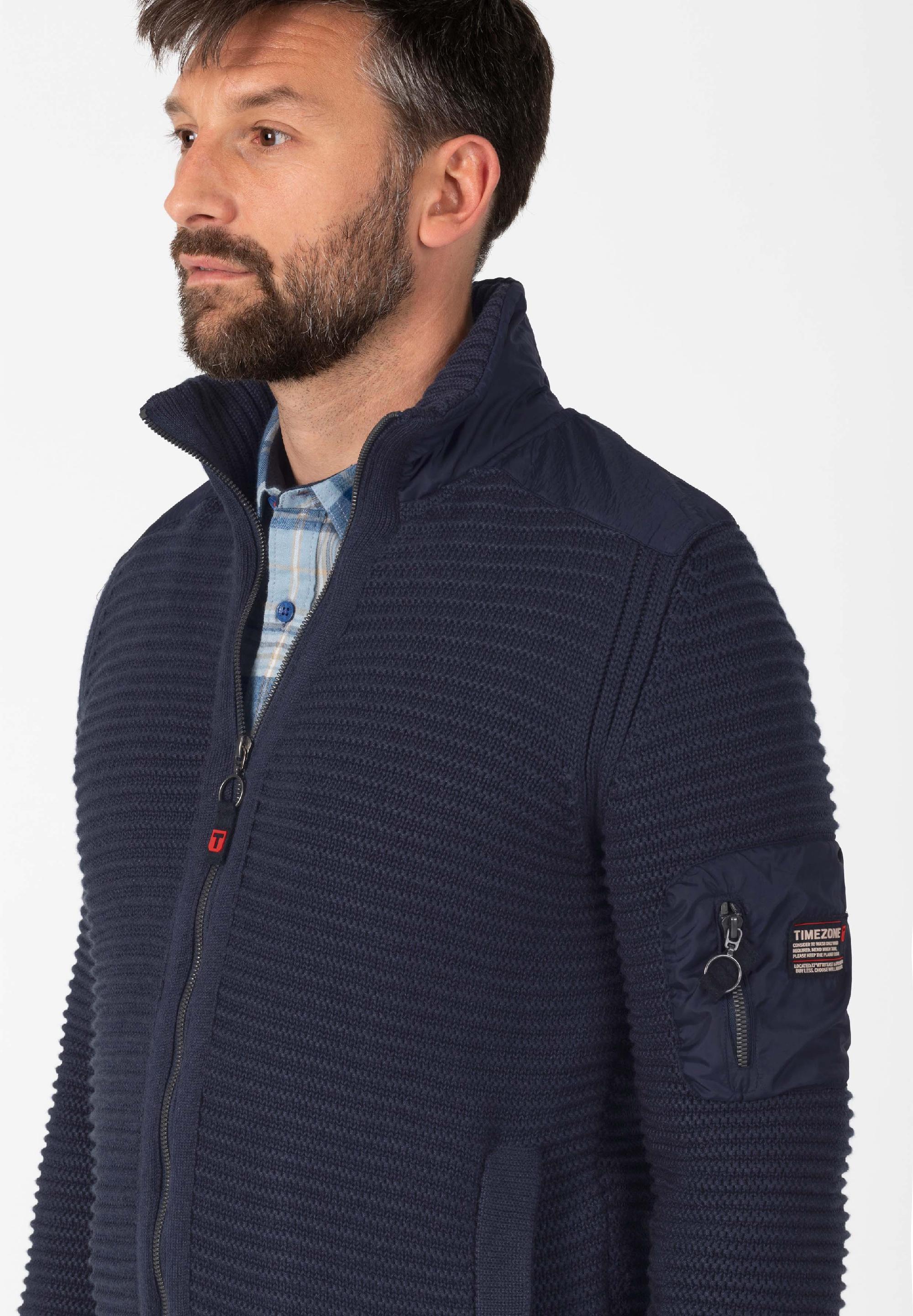 Sporty Knit Jacket zipper