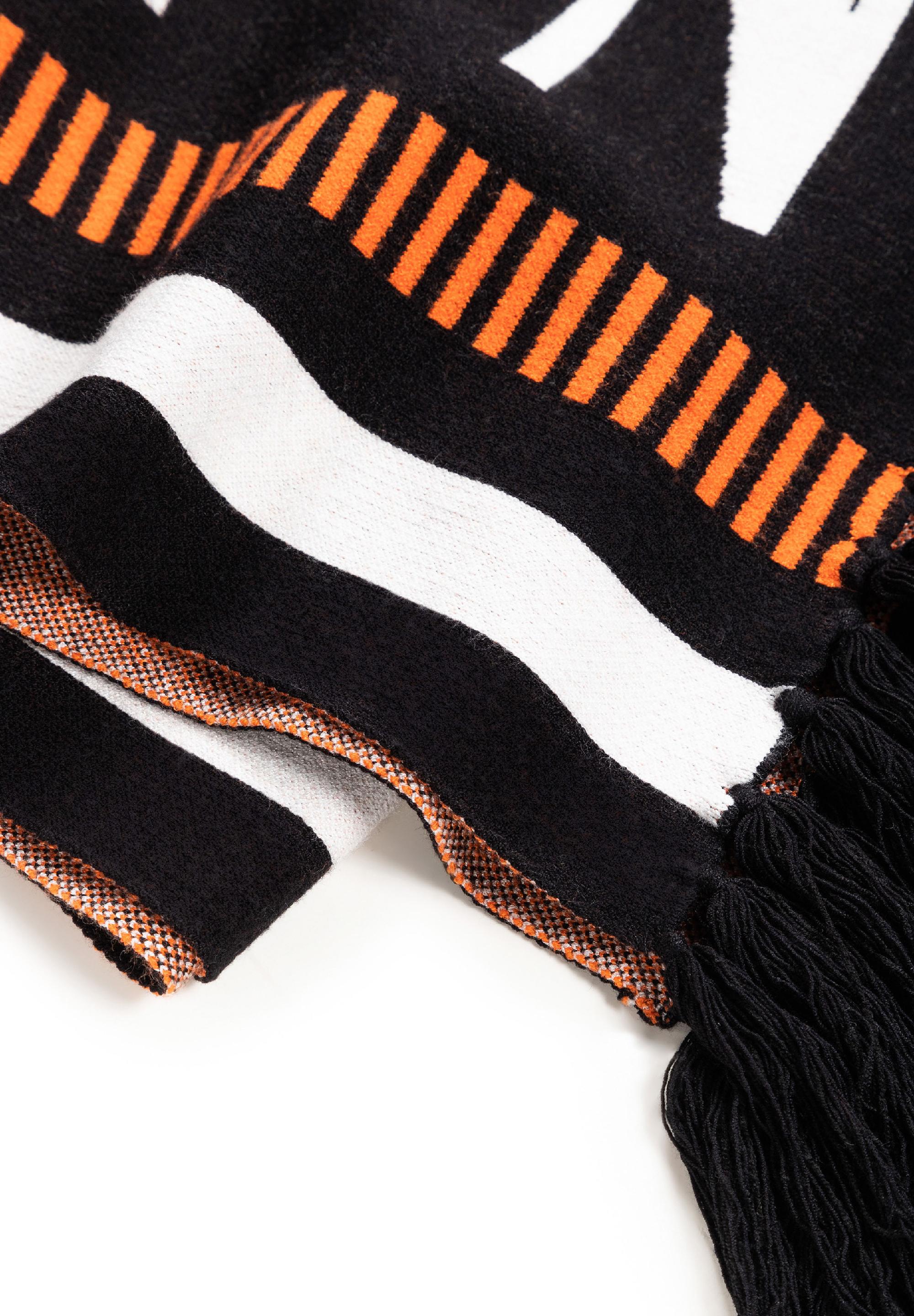 Logo Scarf