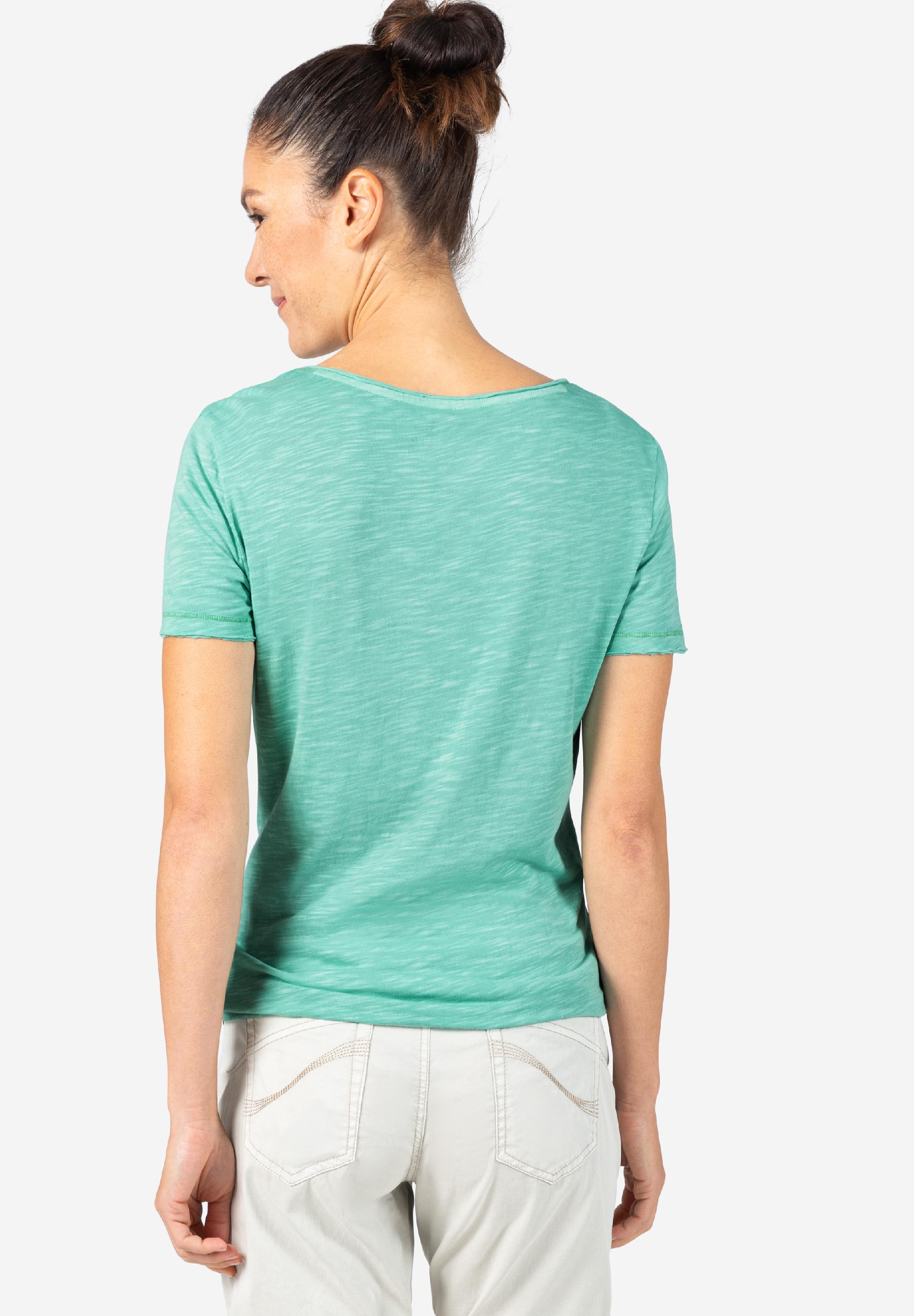 Basic T-Shirt