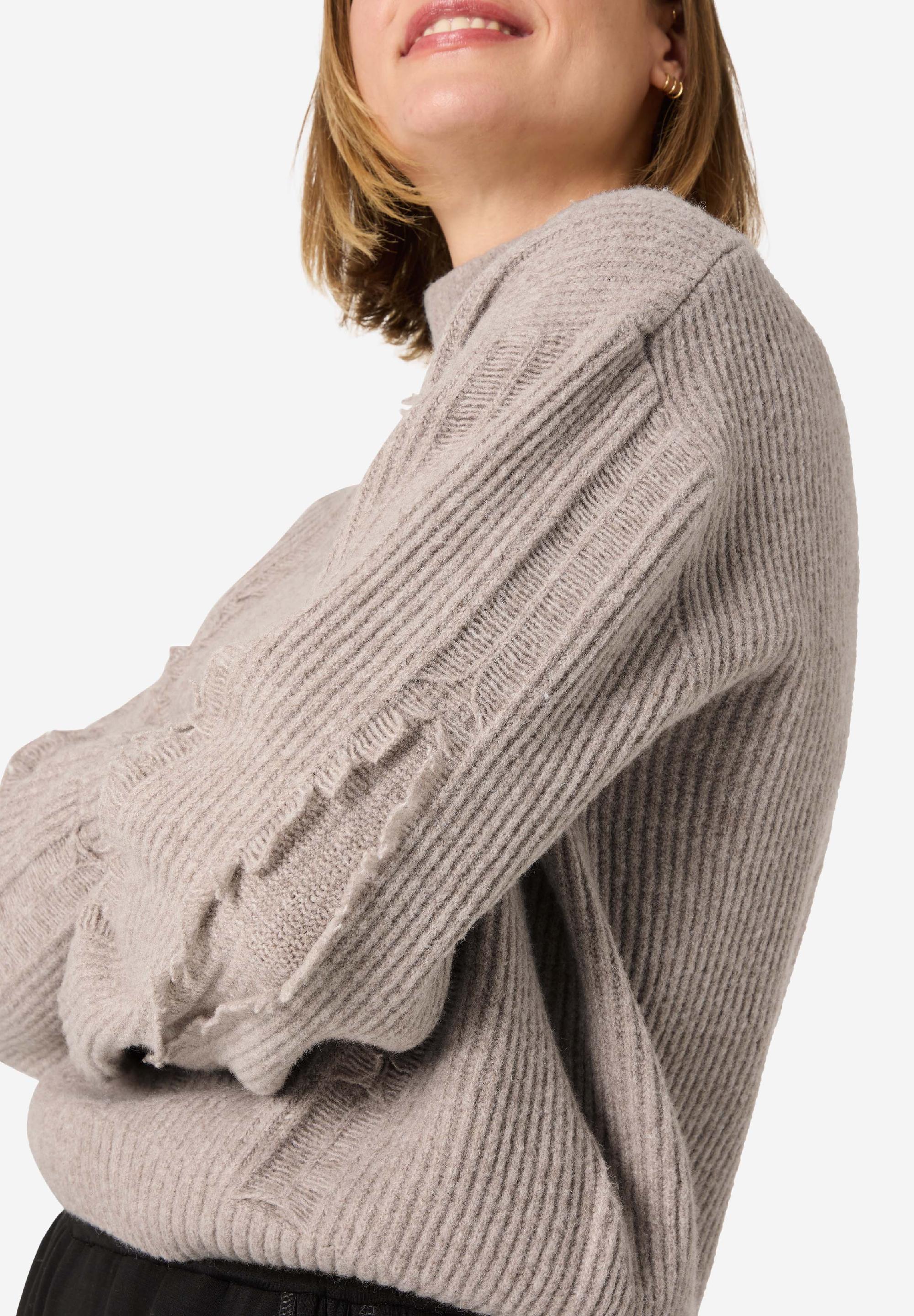 Fray Mock Neck Pullover
