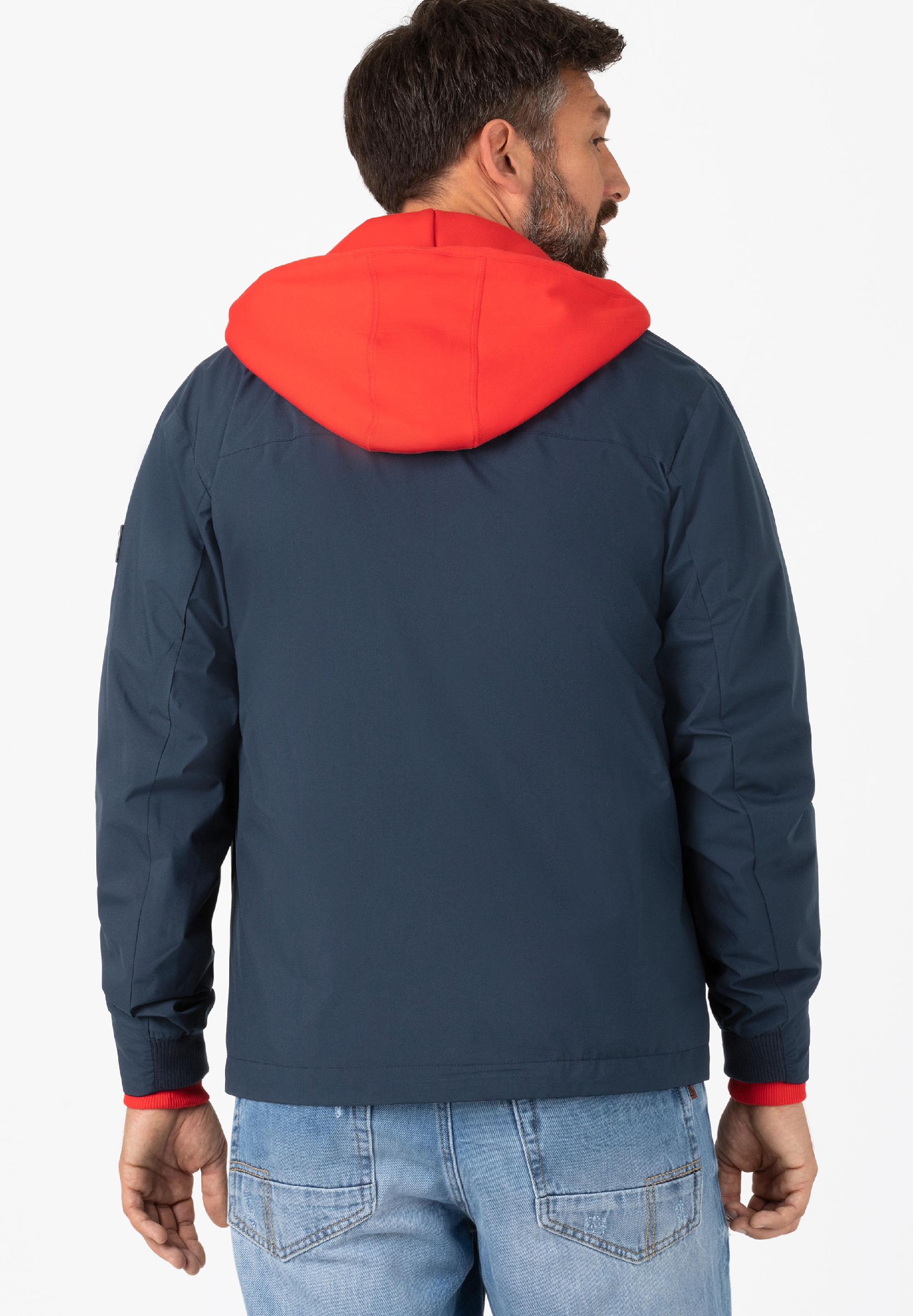 Sporty Tech Jacket zipper