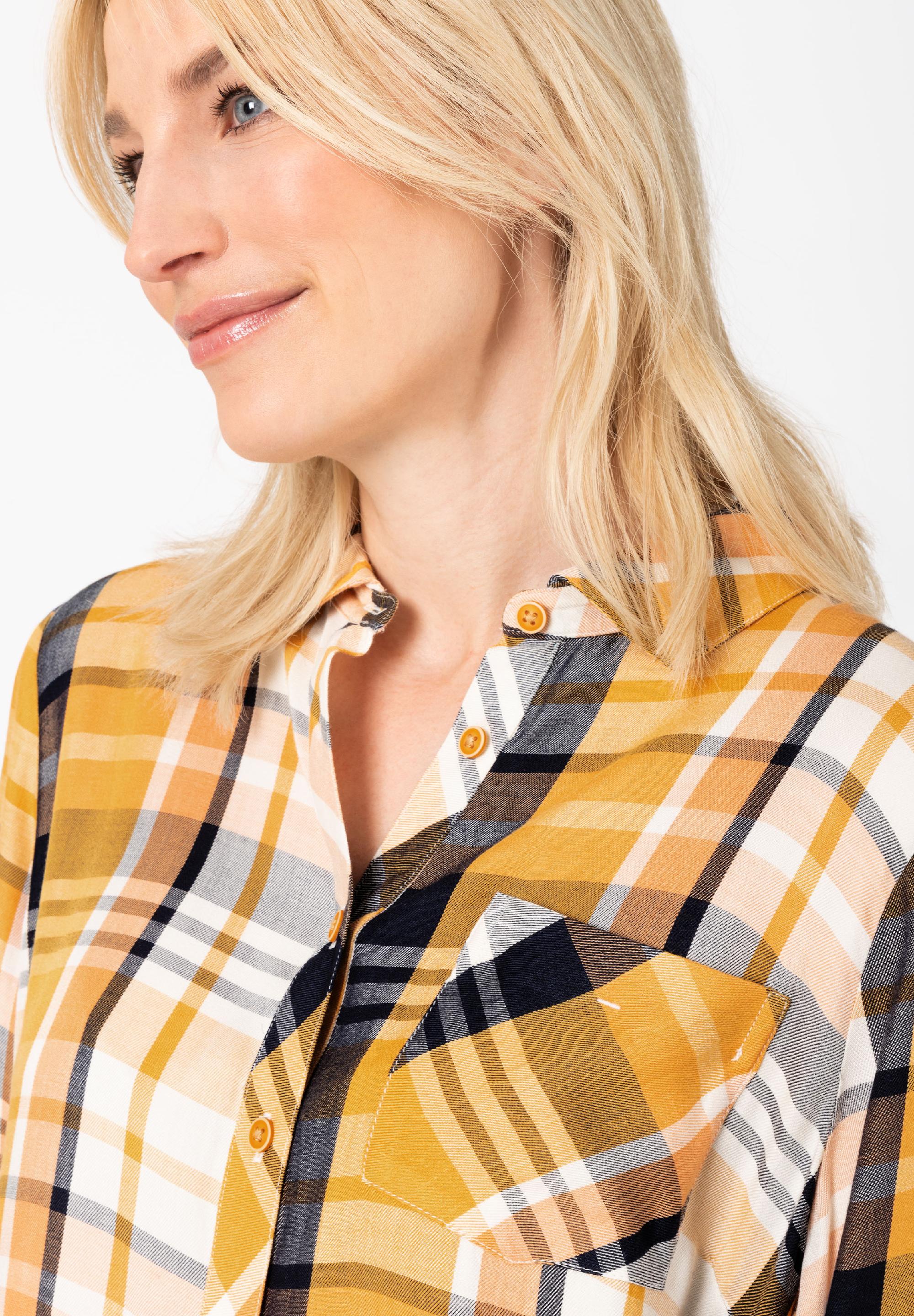 Boyfriend Fit Blouse