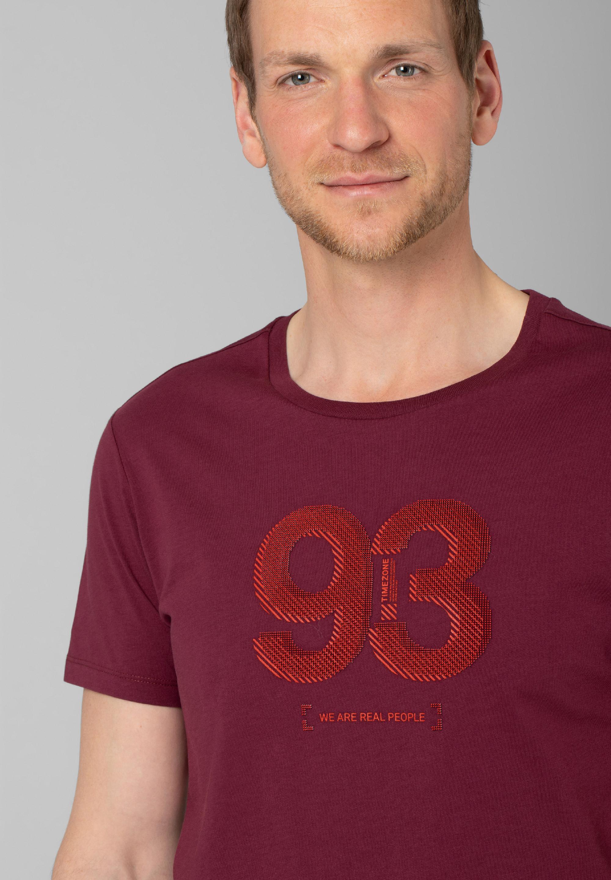 93 tech T-Shirt print