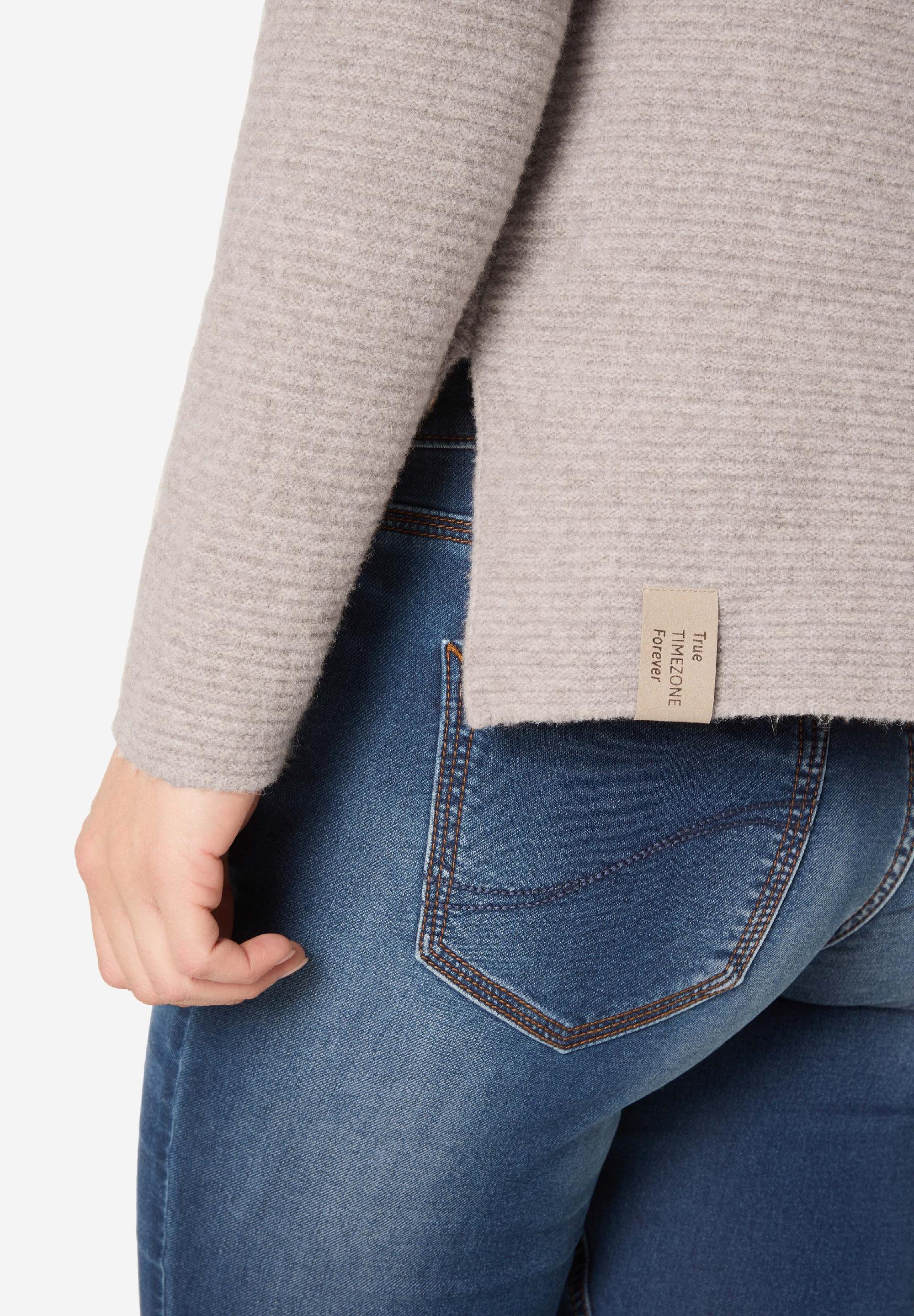 Sporty Raglan Pullover