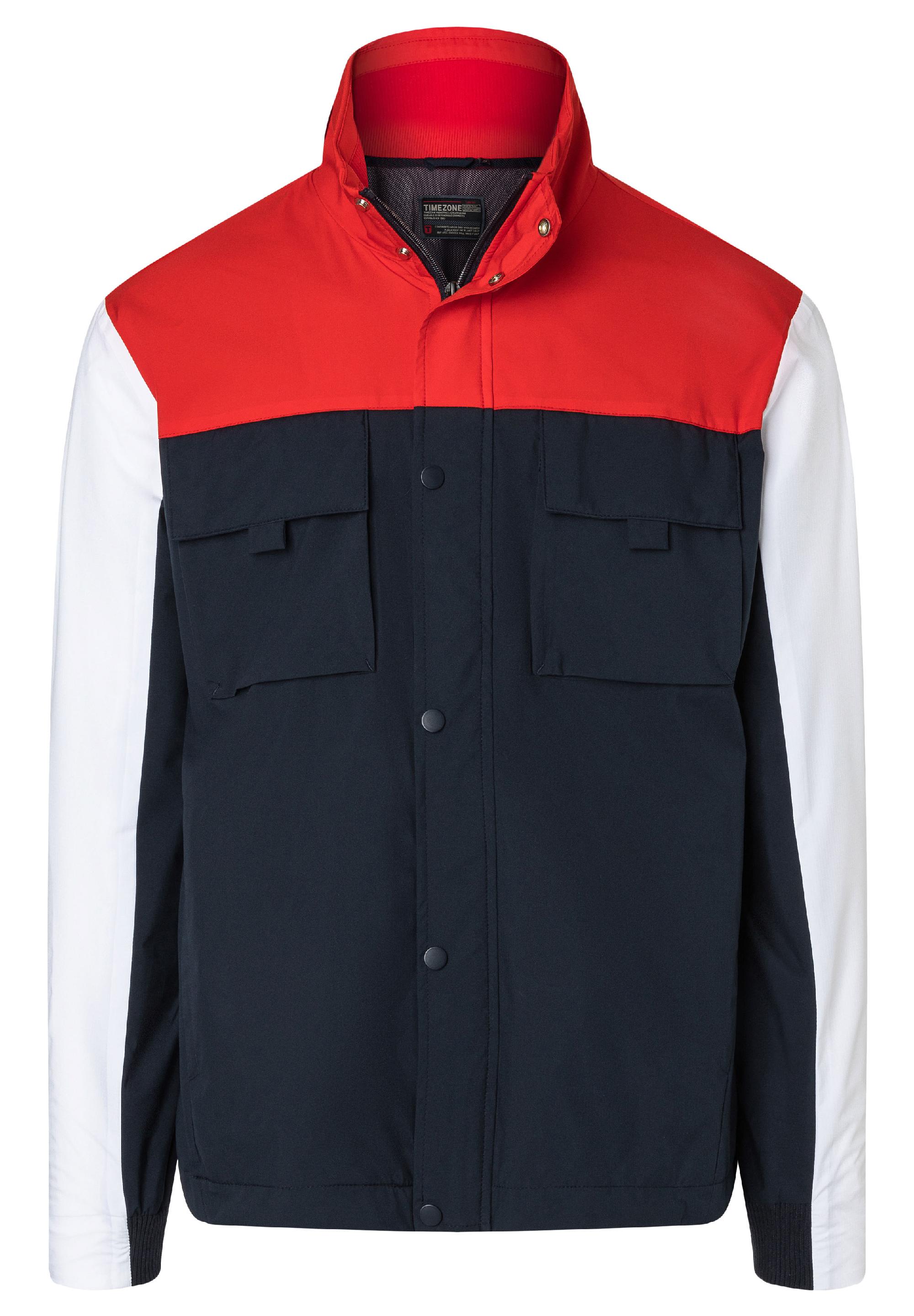 Sporty Tech Jacket zipper