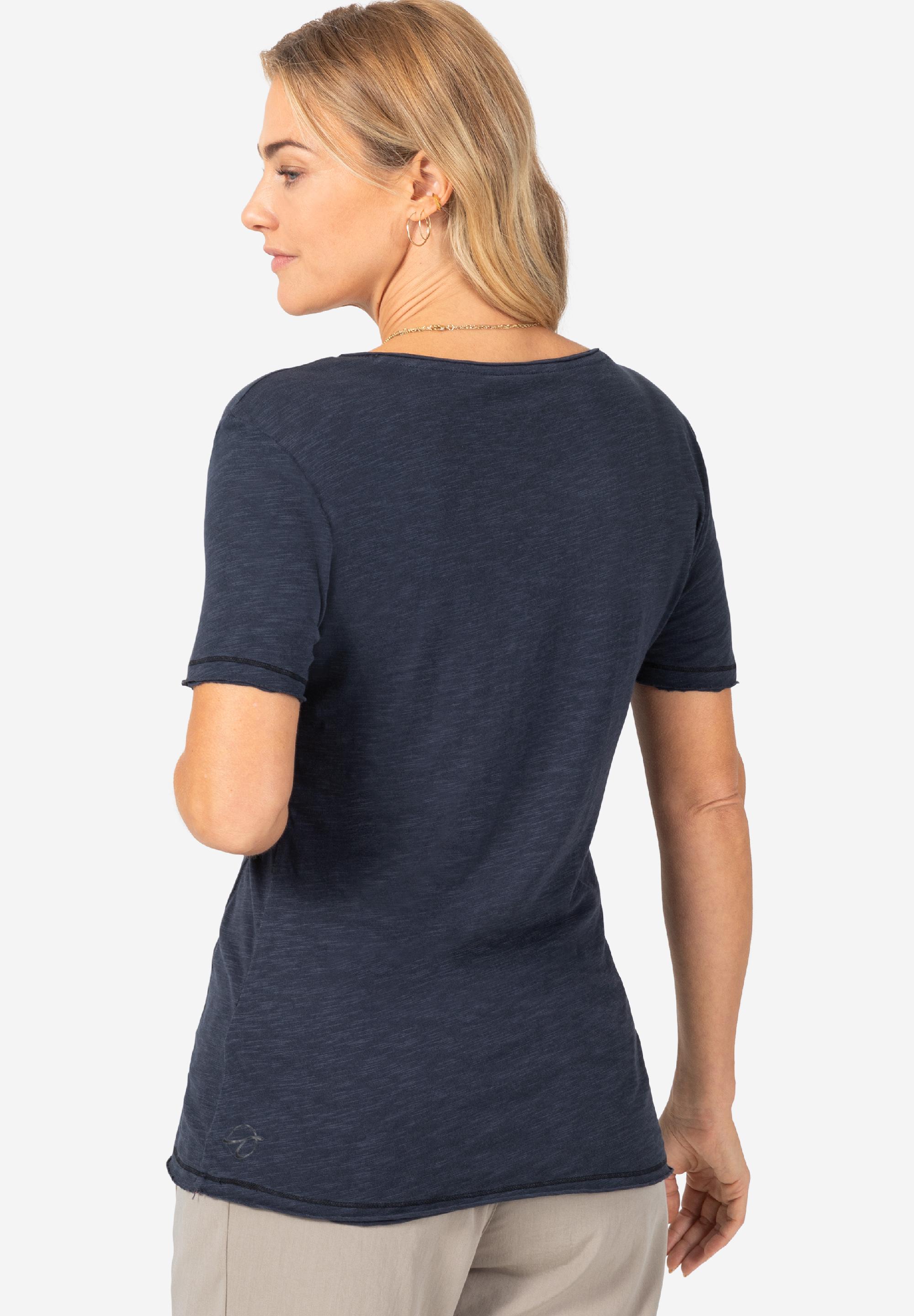 Basic T-Shirt