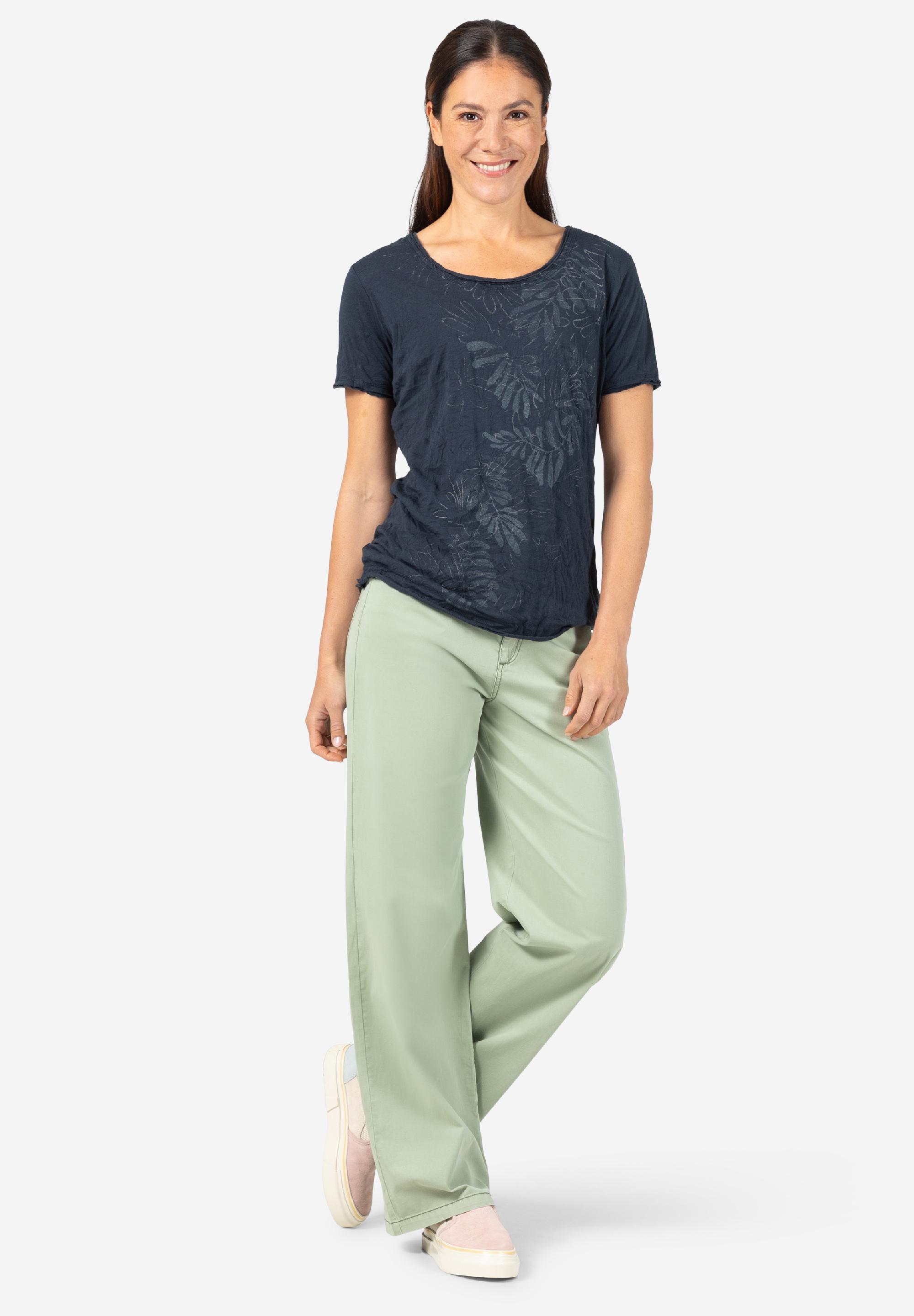 Basic T-Shirt