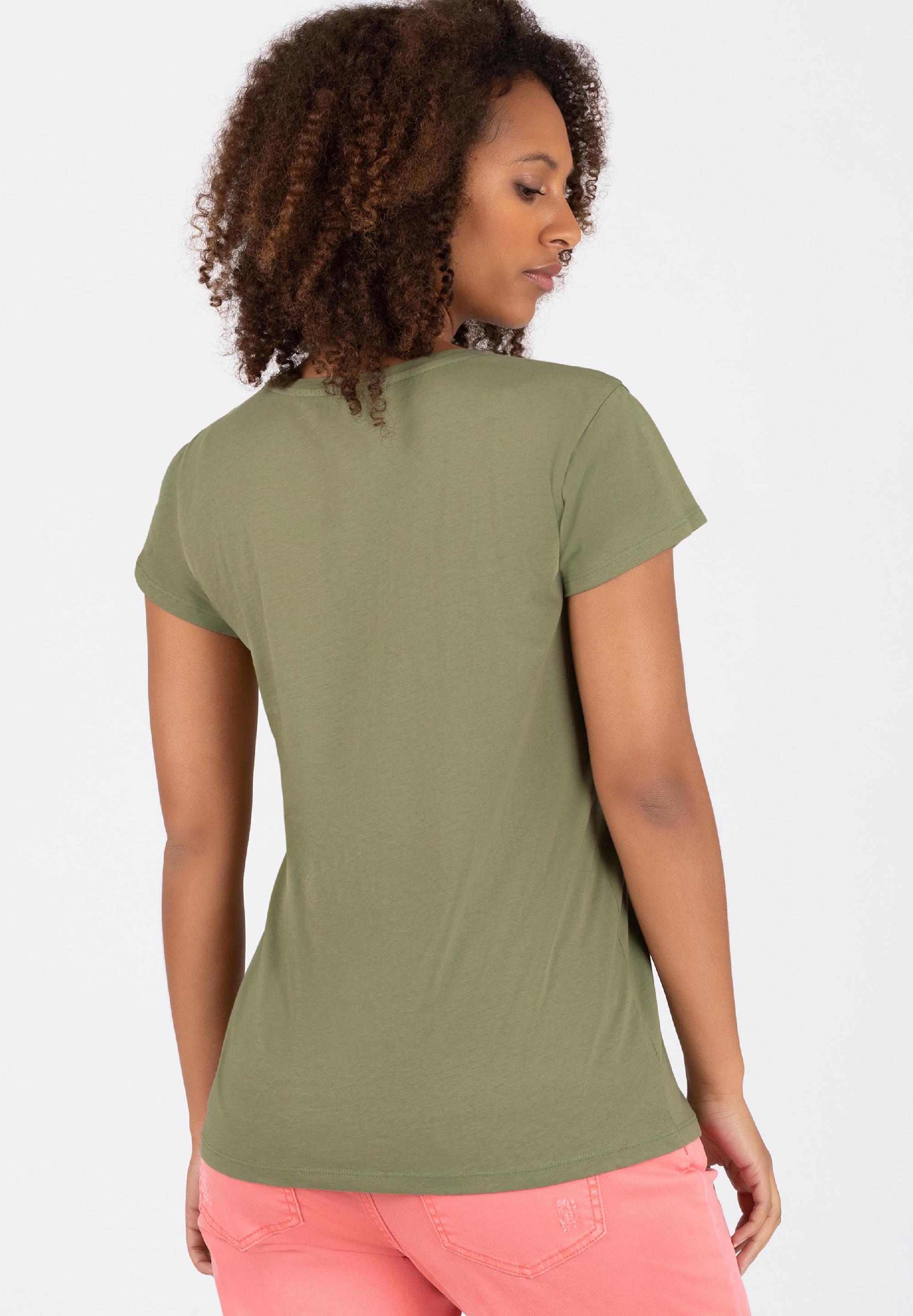 Brave and Free T-Shirt decoration