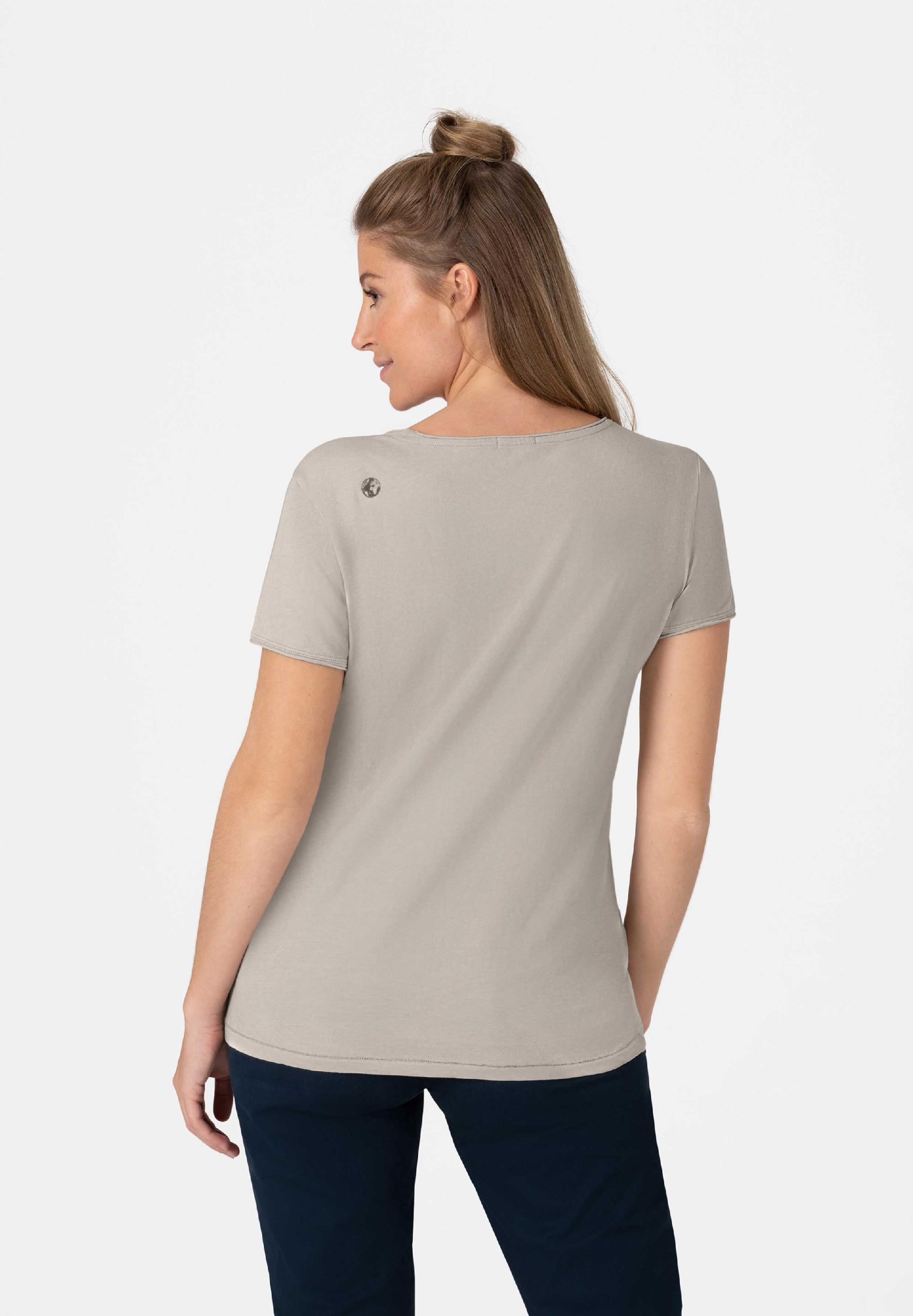Basic T-Shirt