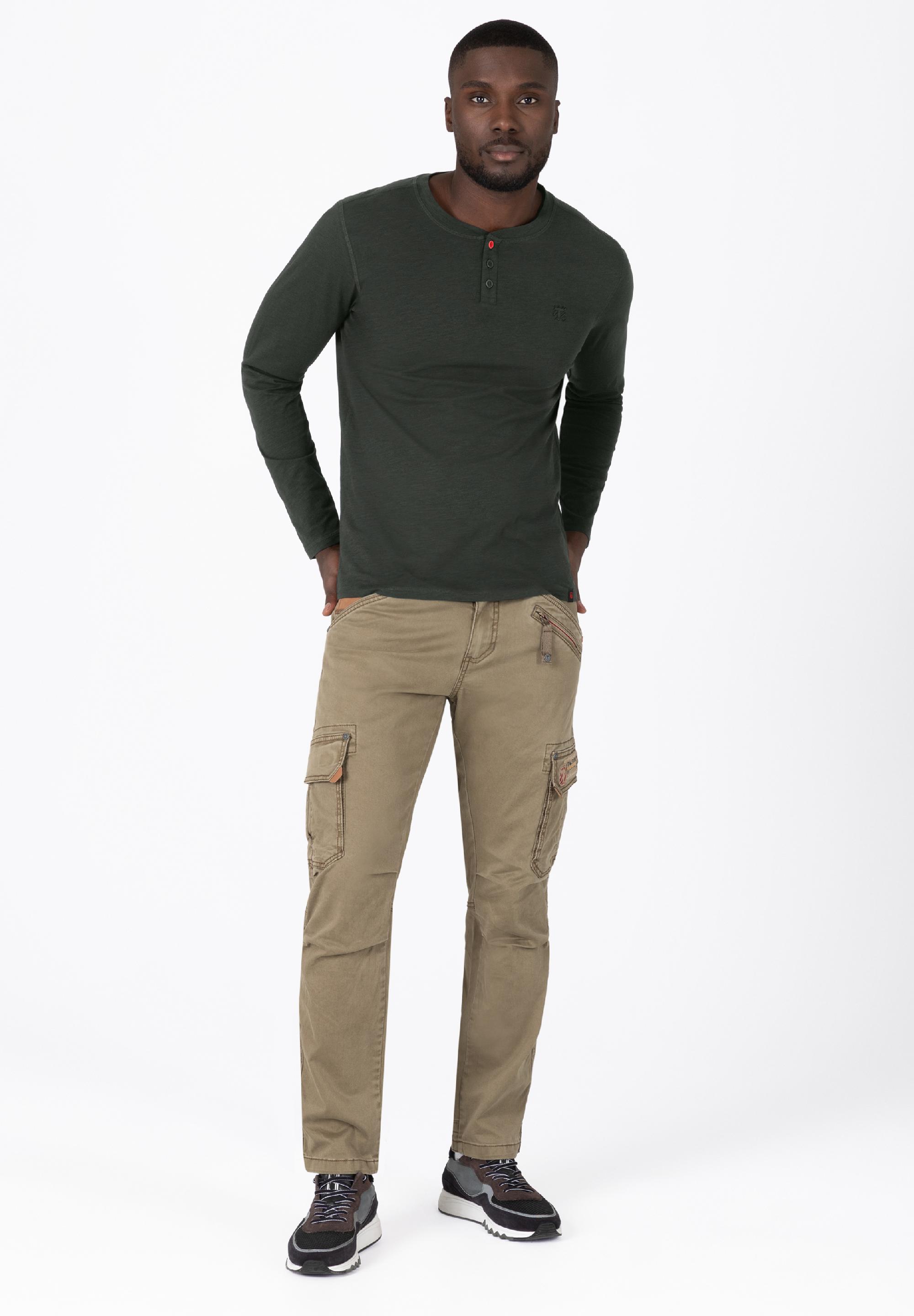 Ripped Longsleeve Henley