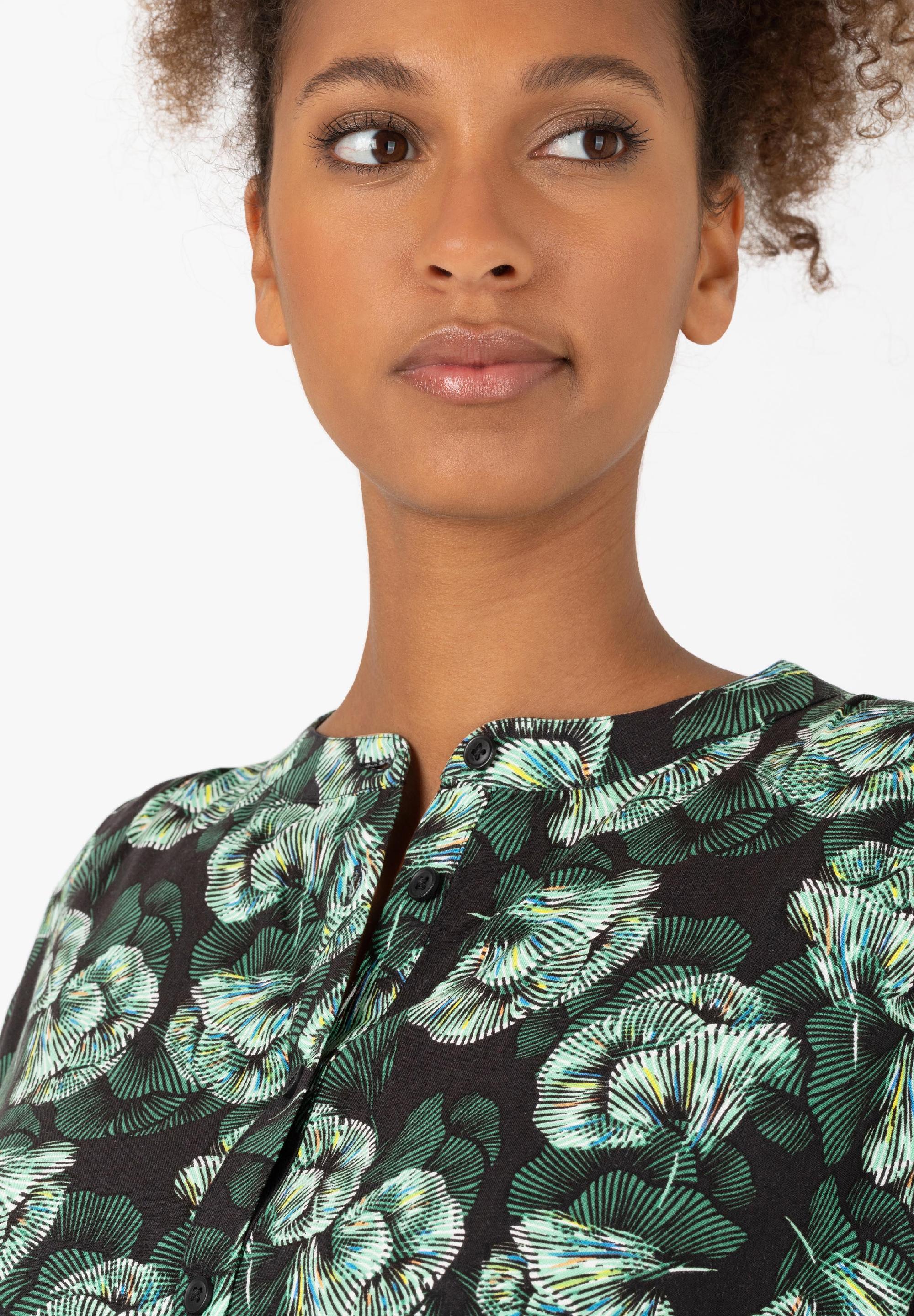 Printed Sporty Blouse print